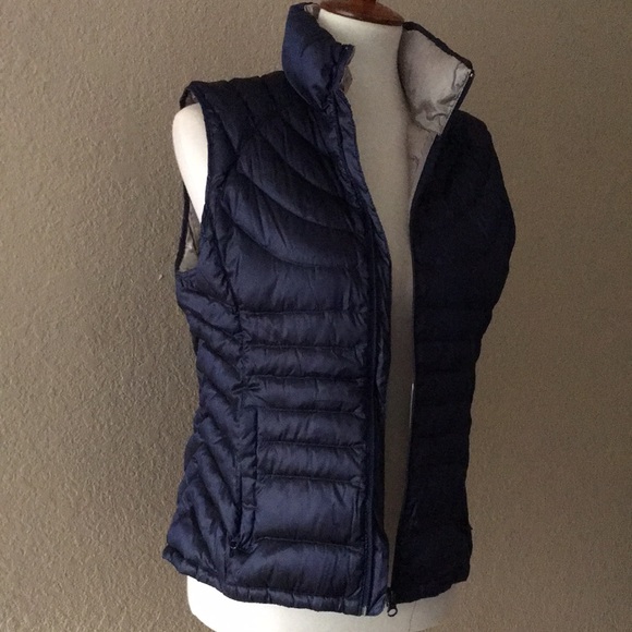 Bernardo Goose Down Jacket Vest - Picture 2 of 11